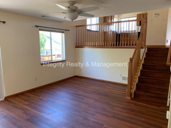 Building Photo - 9931 Saybrook St