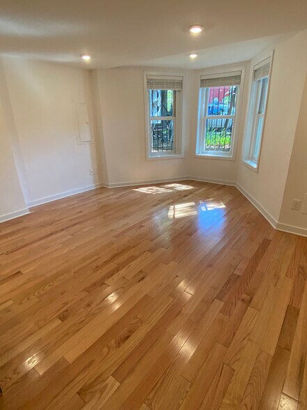 Living Room - 104 8th St NE