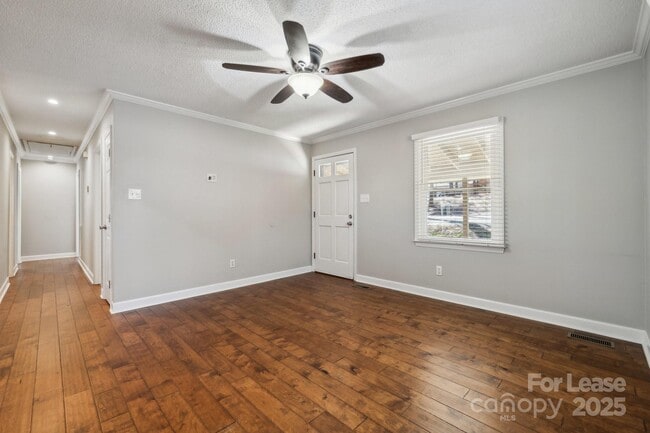 Building Photo - 259 Unionville - Indian Trail Rd W