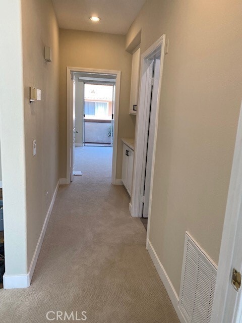 Building Photo - 2003 Ladrillo Aisle