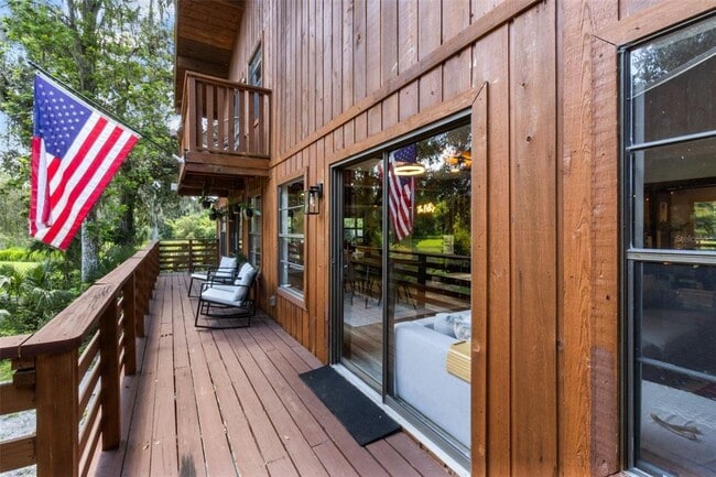 Building Photo - 4925 Hamilton Rd