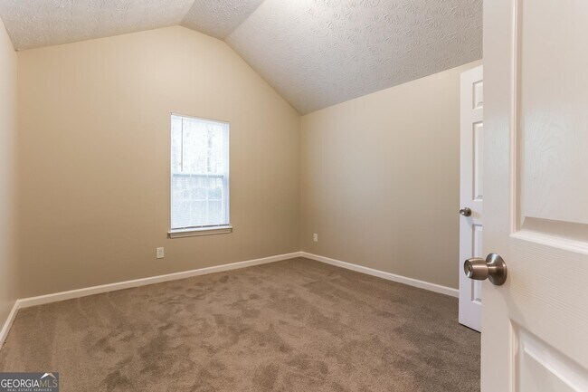 Building Photo - 65 Shelby Bluff