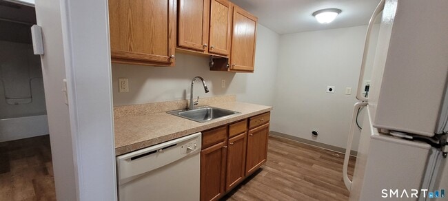 Building Photo - 257 Rte 80