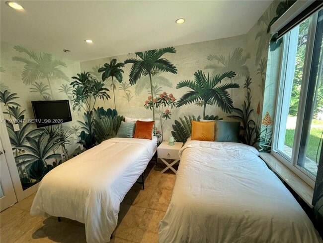 Building Photo - 3483 Chase Ave