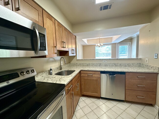 Building Photo - 5821 Inman Park Cir