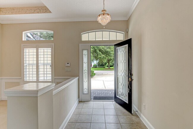 Building Photo - Lake  & Golf Course View Home in North Hampton