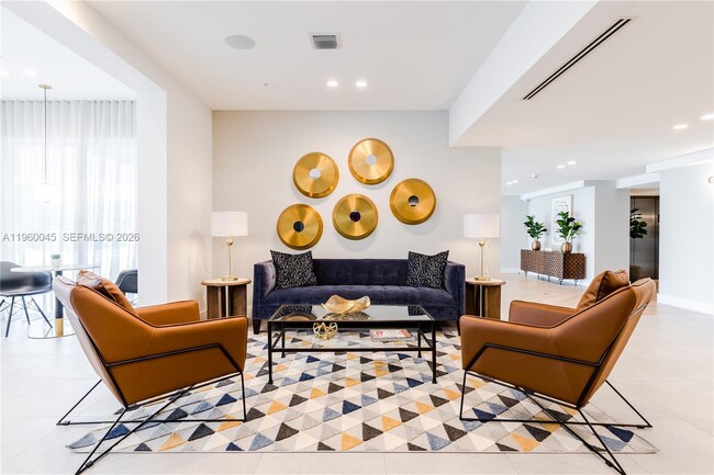 Building Photo - 1950 W 49th St