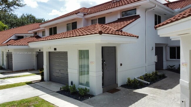 Building Photo - 9257 NW 9th Pl