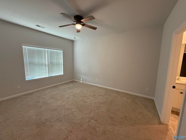 Building Photo - 16205 Glenncrest Ln