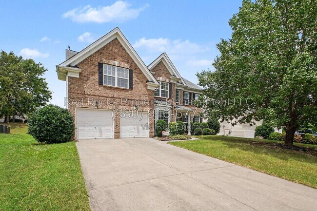 Building Photo - 7864 Whispering Wood Dr