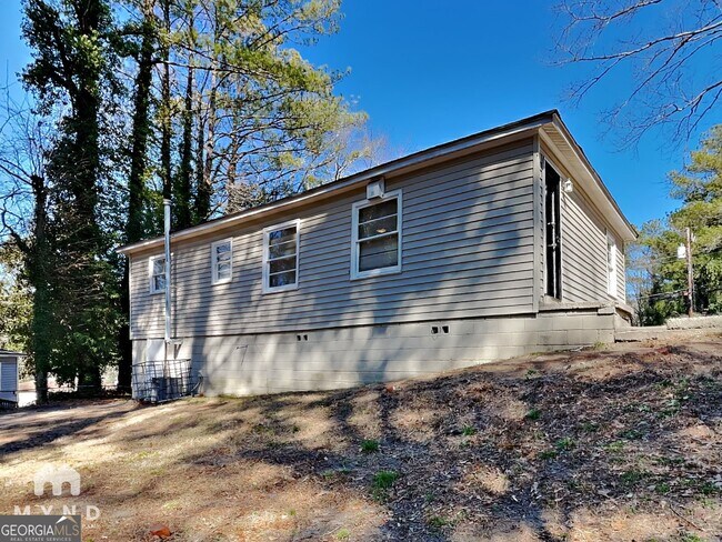 Building Photo - 3791 Clovis Ct NW