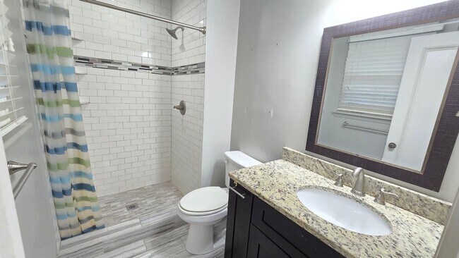 Building Photo - 5037 Camden Ct SW