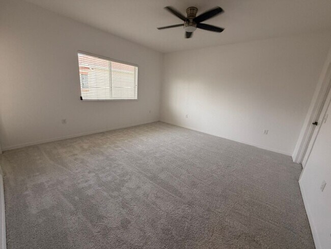 Building Photo - 3980 Mediterranea Cir