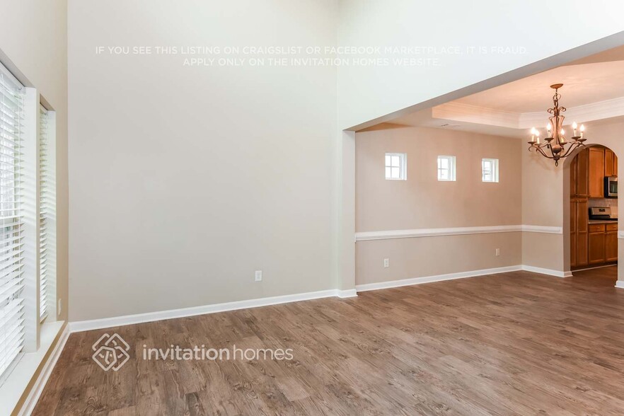 Building Photo - 1468 Scenic Pines Dr