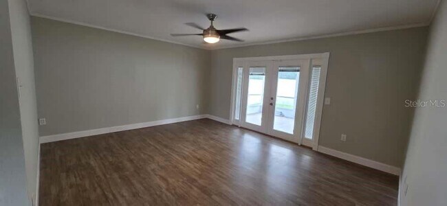 Building Photo - 105 Blue Heron Ln