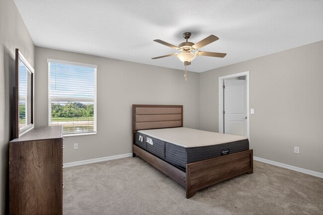 Building Photo - 4BR For Rent - Riverview
