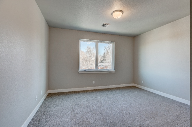 Building Photo - 829 Cherokee Dr