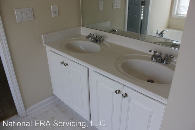 Building Photo - 3 br, 2 bath House - 4440 Greycliff Point