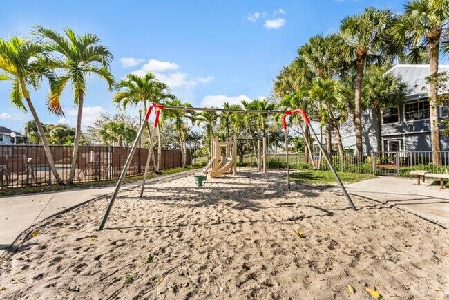 Building Photo - 5387 Grand Park Pl
