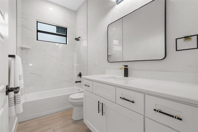 Building Photo - 178 Lime Tree Park