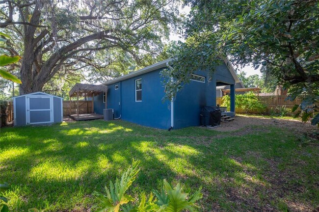 Building Photo - 6804 N 17th St