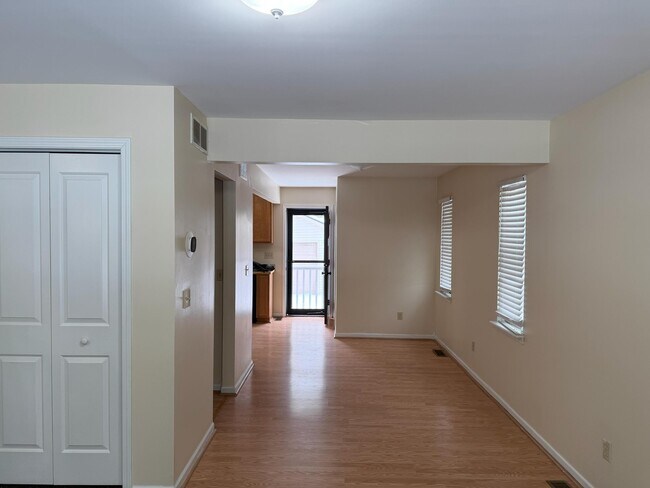 Building Photo - 2630 Bennett St