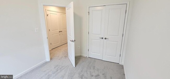 Building Photo - 156 Ironwood Ct