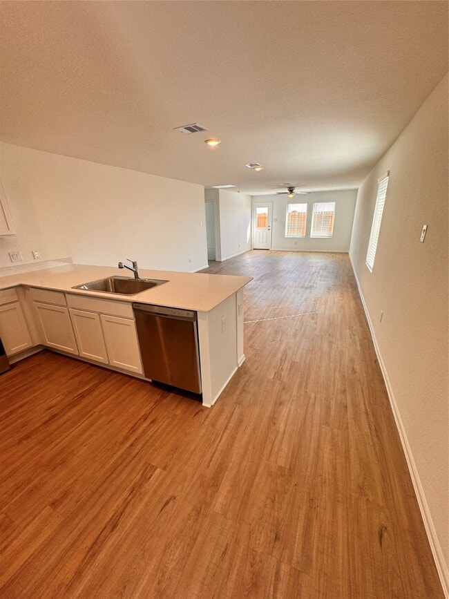 Building Photo - 1315 Millers Pass Dr