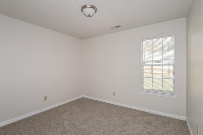 Building Photo - 4680 Tumblebrook Cove