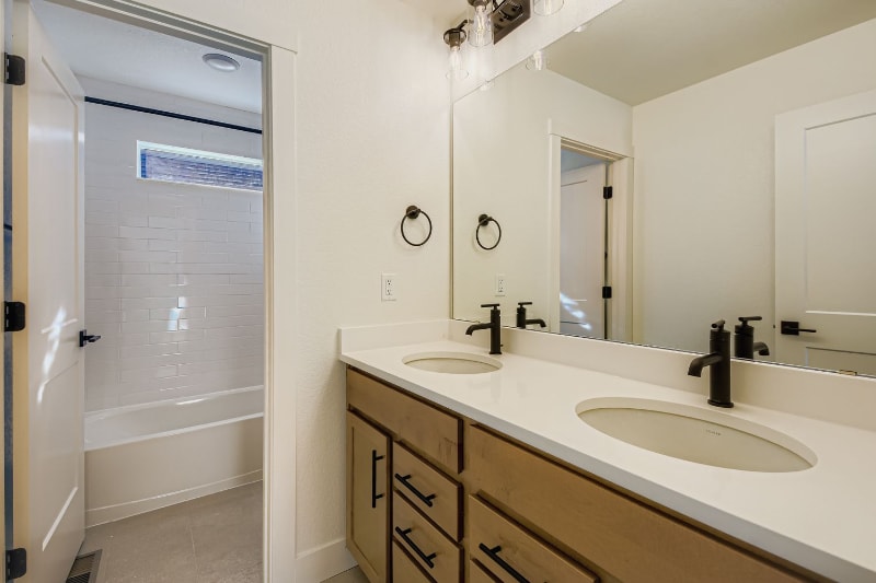 Building Photo - 5241 Beckworth St