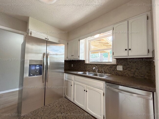 Building Photo - For Lease | Midtown Tulsa | Duplex
