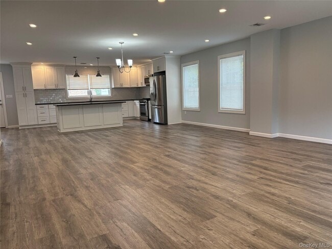 Building Photo - 17 Dunes Ln