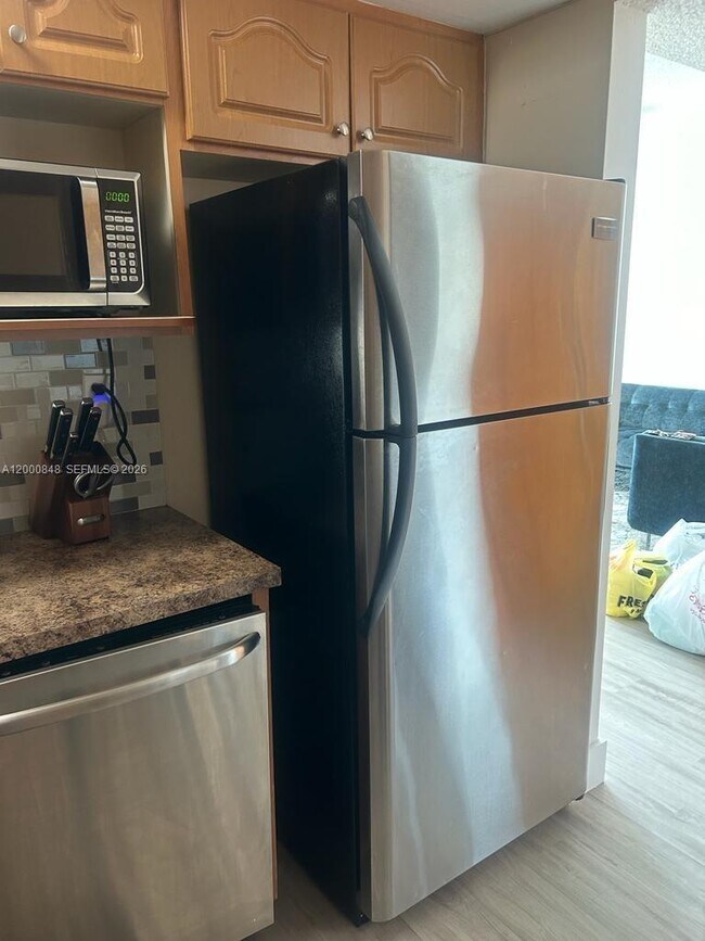 Building Photo - 11790 SW 18th St