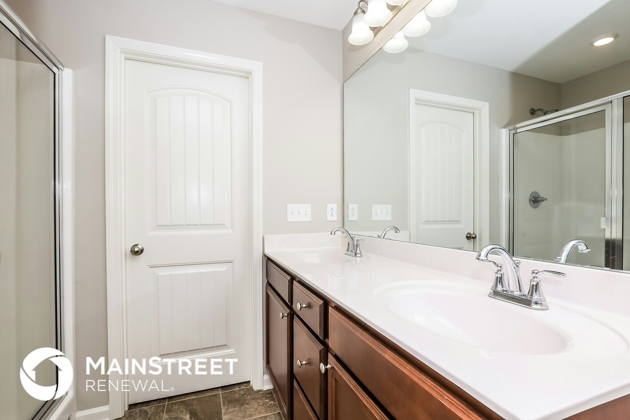 Building Photo - 2335 Shafer Dr