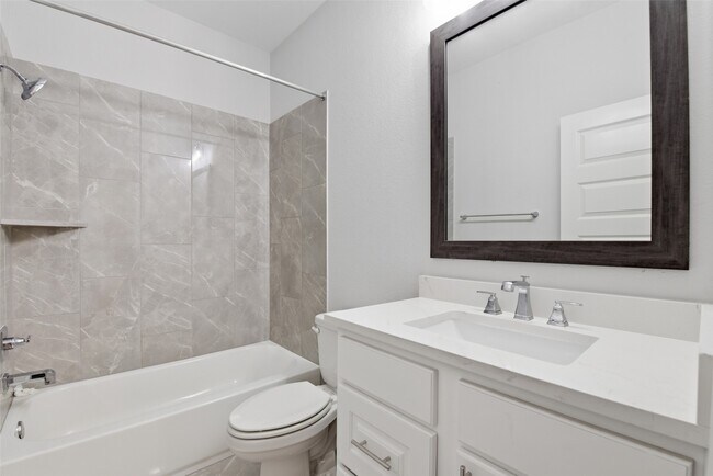 Building Photo - 2030 Green Haven Ct