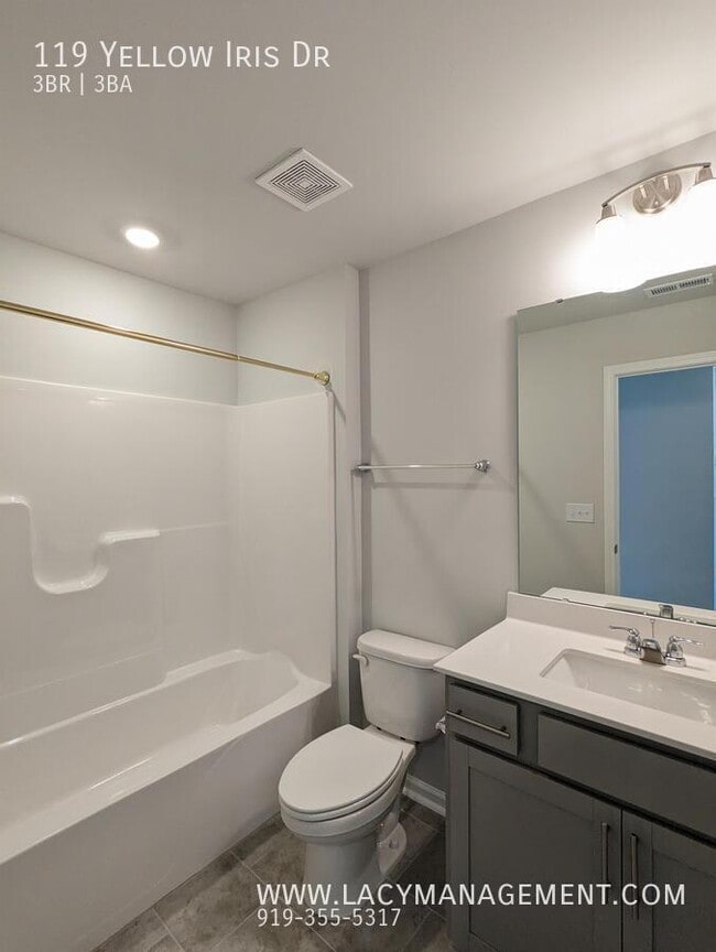 Building Photo - 119 Yellow Iris Dr