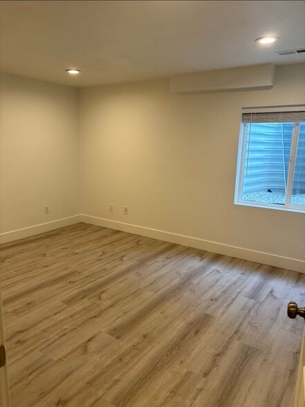 Building Photo - 7169 W Hawker Ln