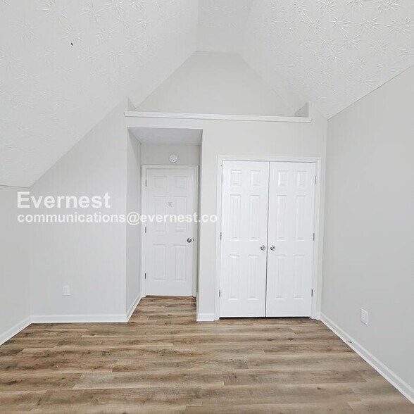 Building Photo - 6870 Old Bethsaida Way