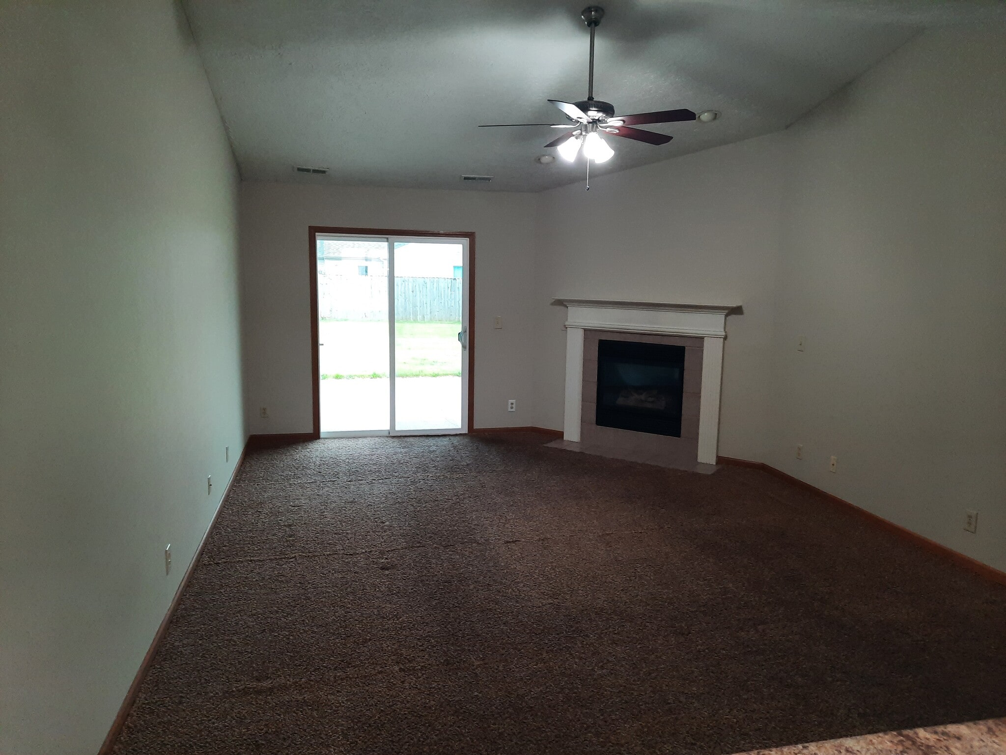 Building Photo - 2109 Fincastle Way