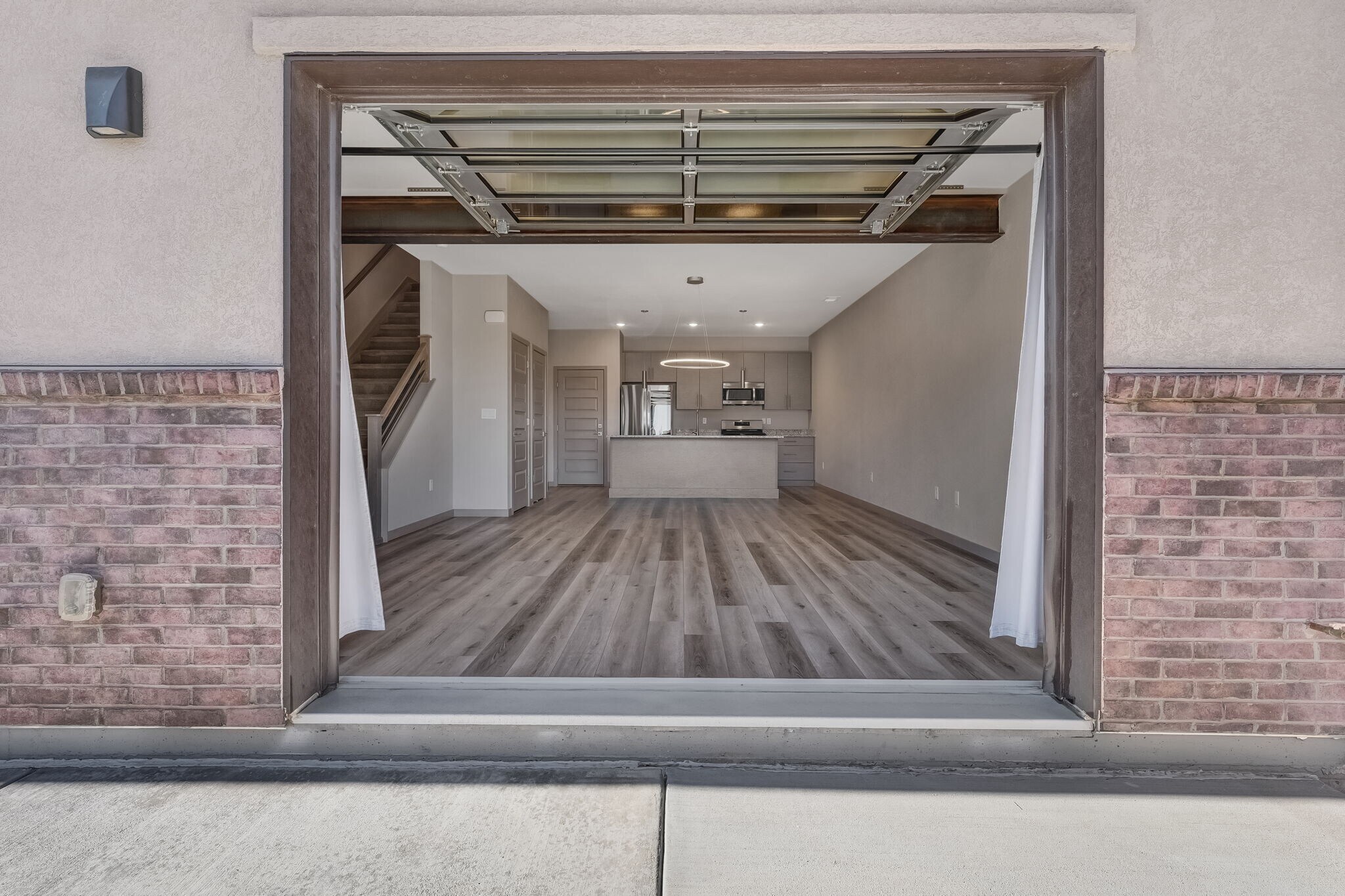 Building Photo - 6388 Nelson Ct