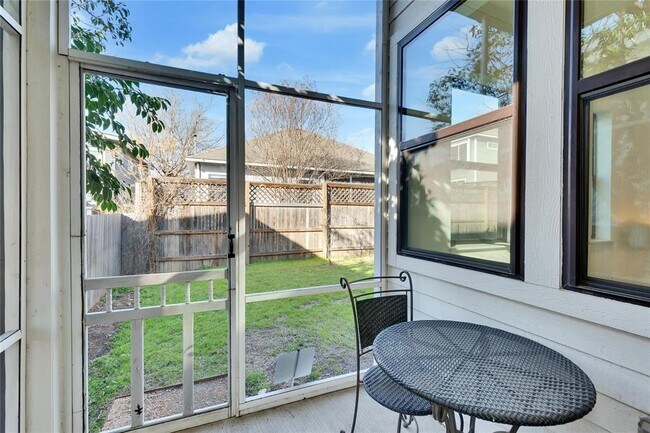 Building Photo - 2105 Pennsylvania Ave