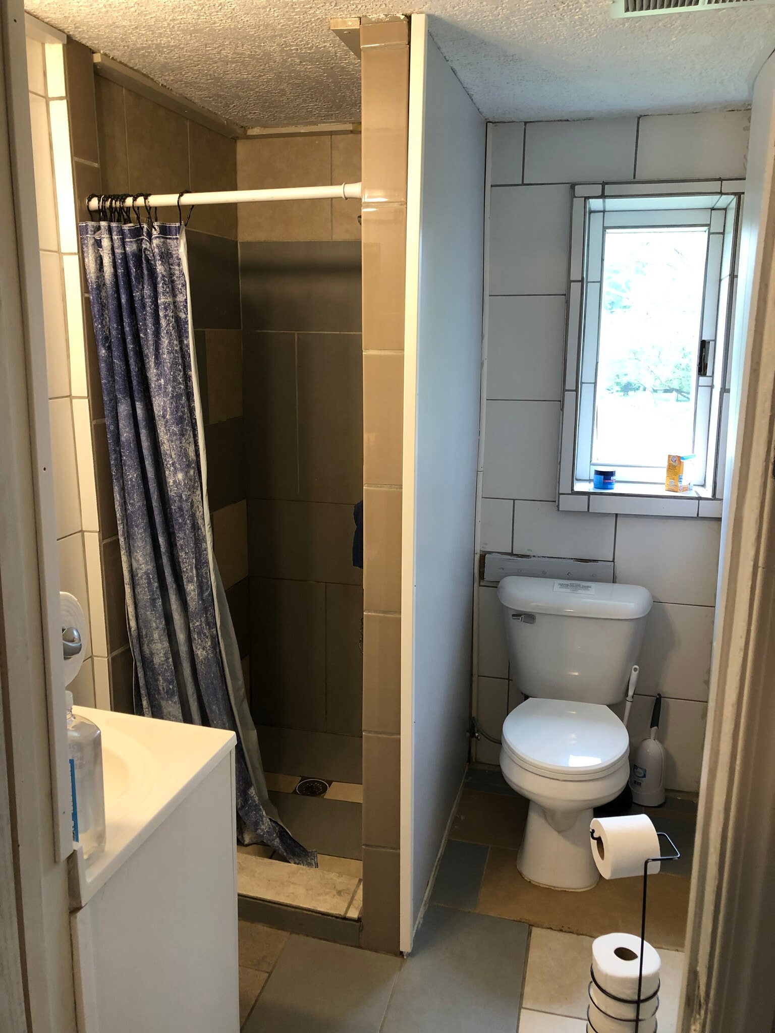 Bathroom - 3507 Reichert Rd