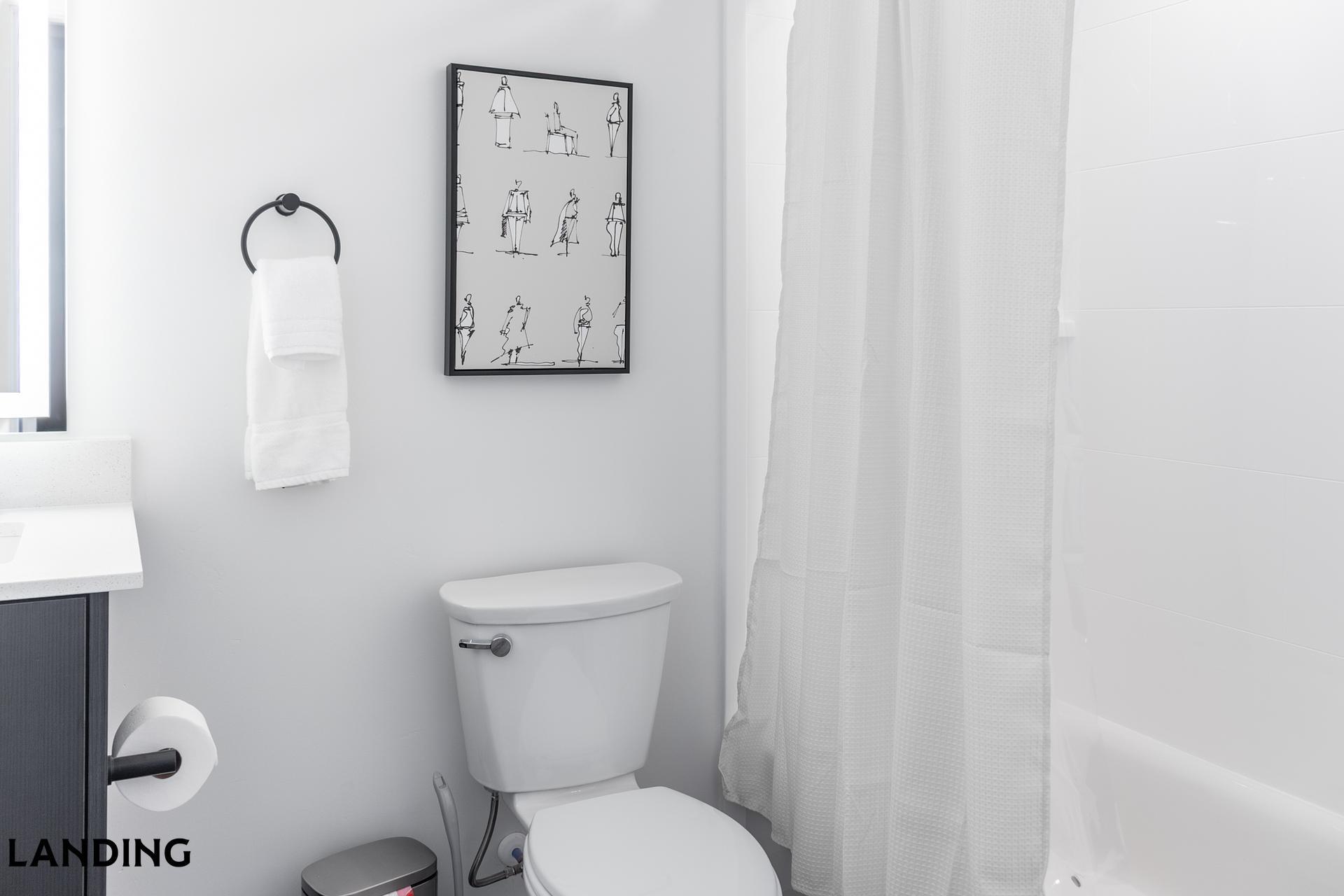 Building Photo - 343 S 400 E