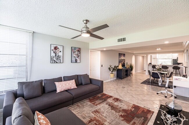 Building Photo - 3540 Whitehall Dr