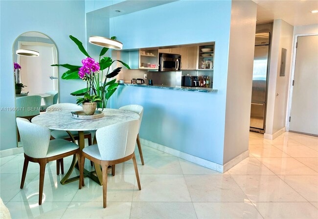 Building Photo - 540 West Ave