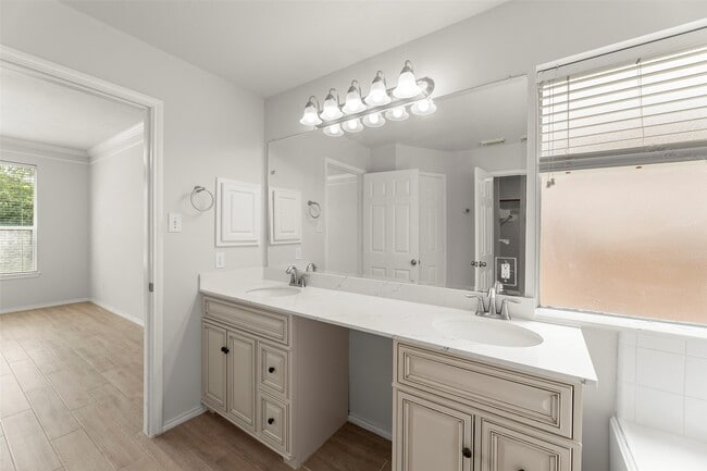Building Photo - 20211 Black Canyon Dr