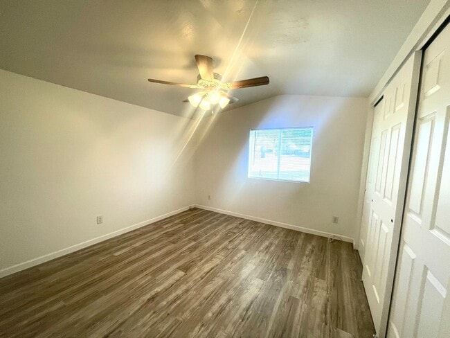 Building Photo - 3 bedroom in Chino!