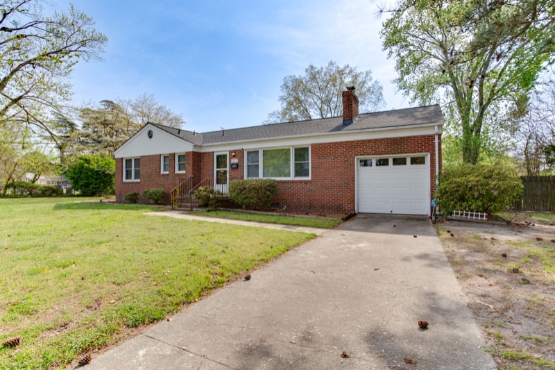 Building Photo - 45 St Albans Dr