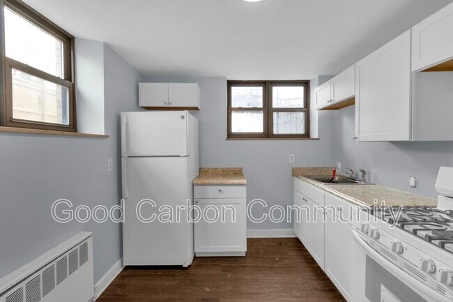 Building Photo - 279 Linwood Ave