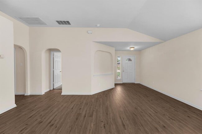 Building Photo - 20612 Farm Pond Ln